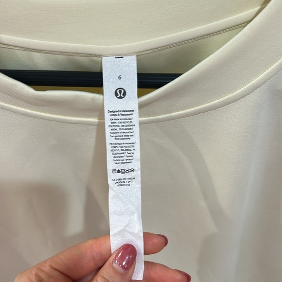 Lululemon Sofstream Crewneck - Picture 3 of 3